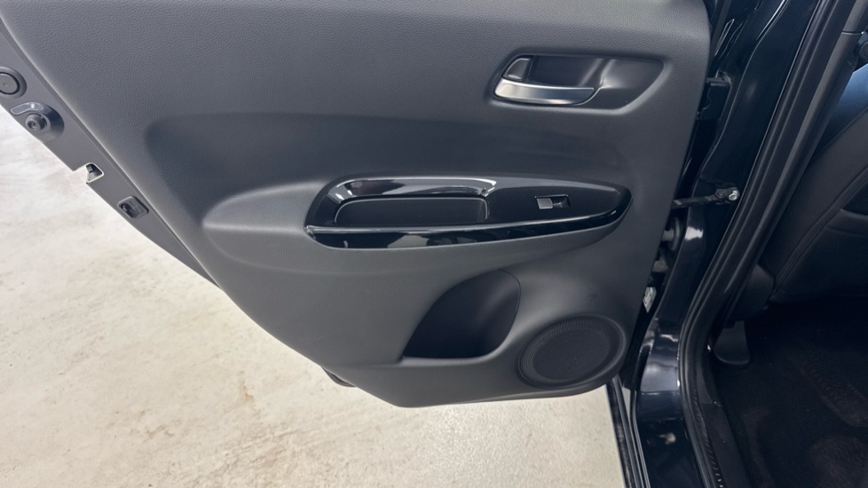 Honda Jazz 1.5 i-MMD Hybrid SR 5dr eCVT Hybrid Hatchback - Image 43