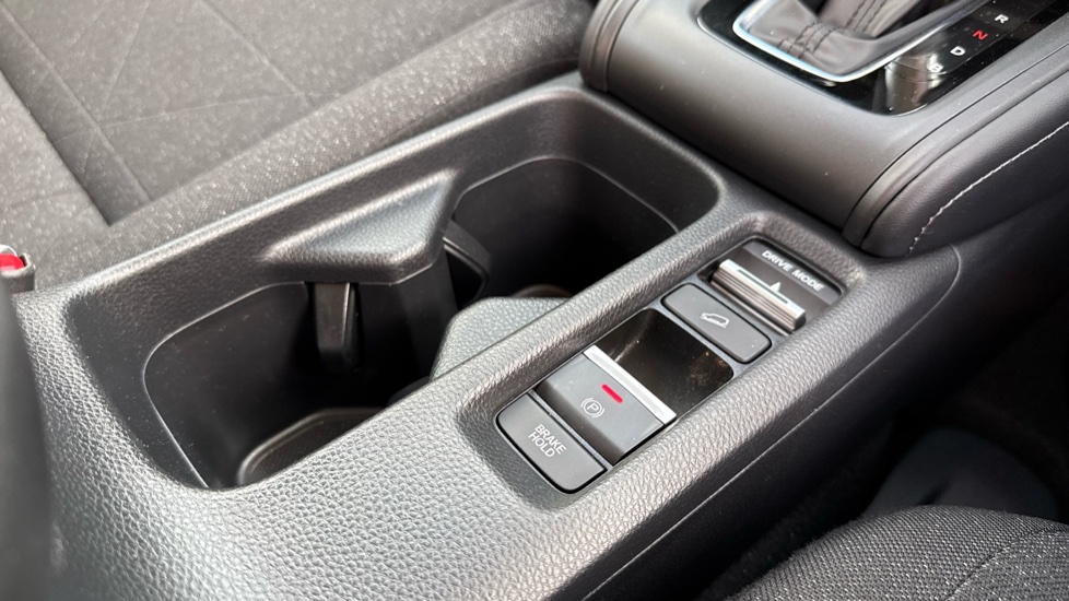 Honda HR-V 1.5 eHEV Elegance 5dr CVT Hybrid Hatchback - Image 19