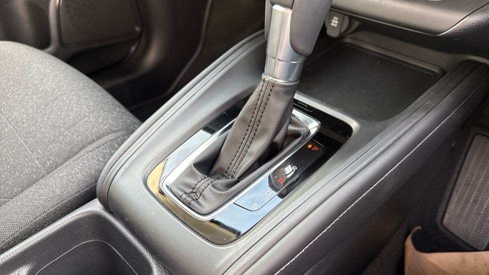 Honda HR-V 1.5 eHEV Elegance 5dr CVT Hybrid Hatchback - Image 20