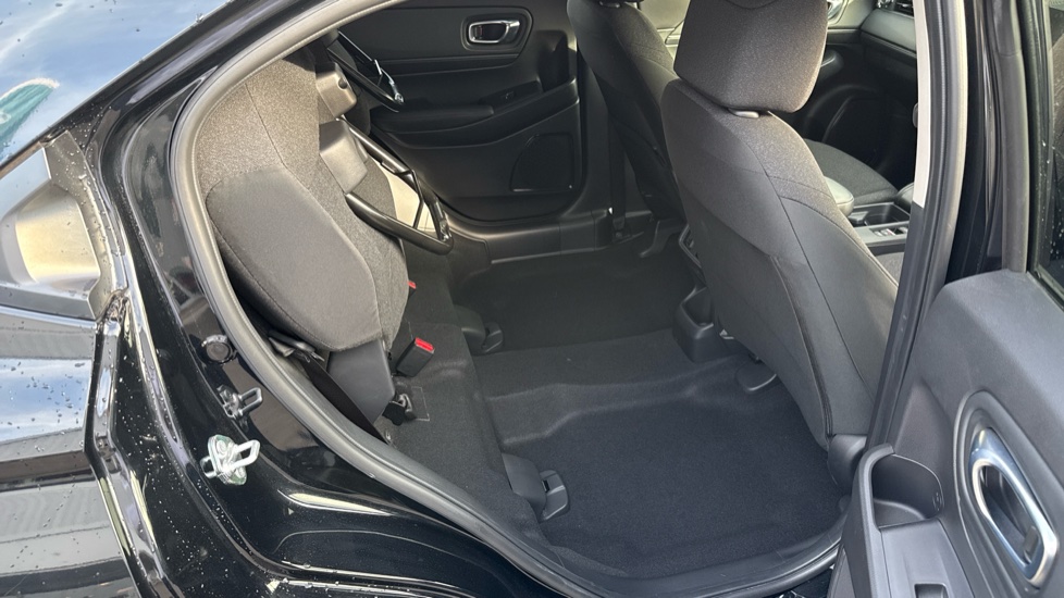 Honda HR-V 1.5 eHEV Elegance 5dr CVT Hybrid Hatchback - Image 42