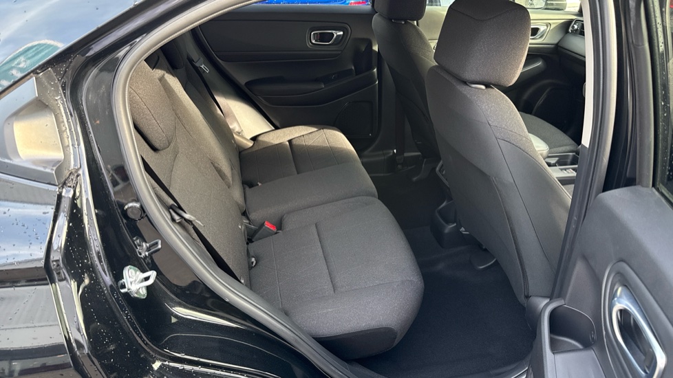 Honda HR-V 1.5 eHEV Elegance 5dr CVT Hybrid Hatchback - Image 43