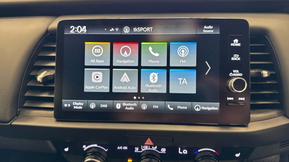 Honda Jazz 1.5 i-MMD Hybrid Crosstar Advance 5dr eCVT Hybrid Hatchback - Image 17