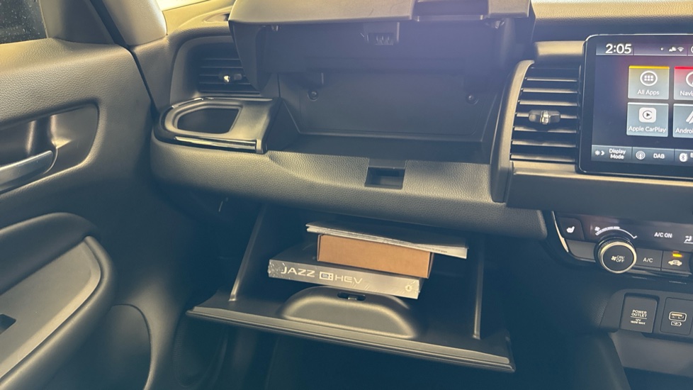 Honda Jazz 1.5 i-MMD Hybrid Crosstar Advance 5dr eCVT Hybrid Hatchback - Image 18
