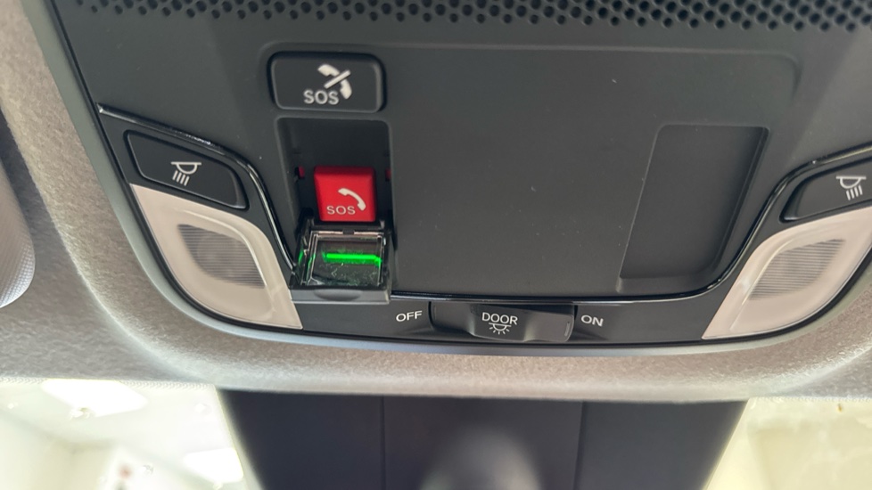Honda Jazz 1.5 i-MMD Hybrid Crosstar Advance 5dr eCVT Hybrid Hatchback - Image 21
