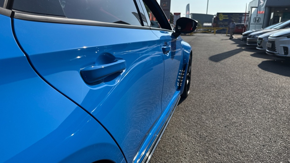 Honda Civic Type R 2.0 VTEC Turbo Type R 5dr Petrol Hatchback - Image 19