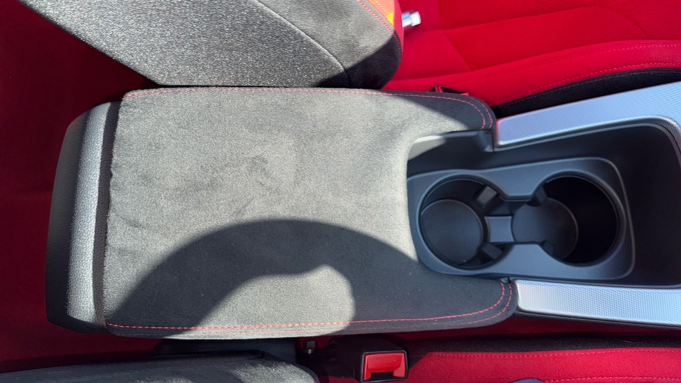 Honda Civic Type R 2.0 VTEC Turbo Type R 5dr Petrol Hatchback - Image 21
