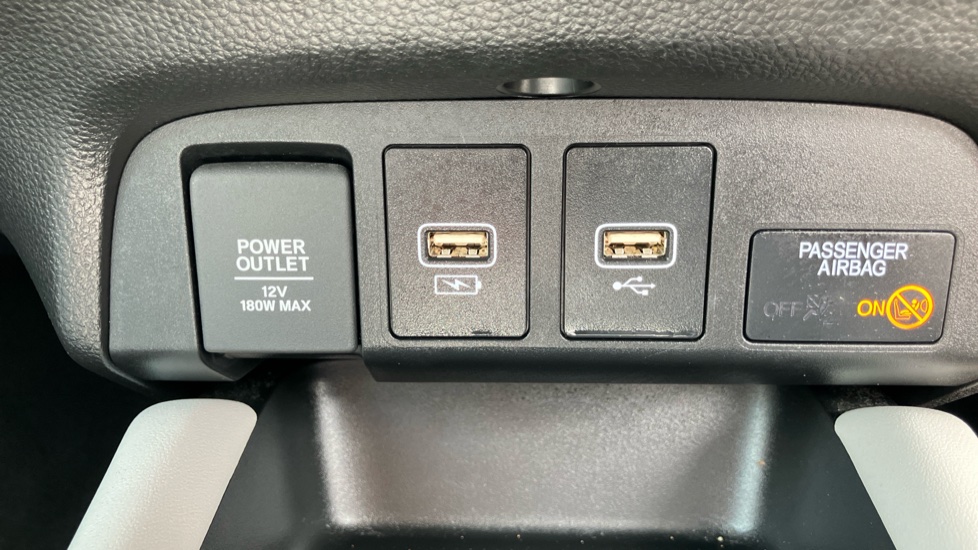 Honda Jazz 1.5 i-MMD Hybrid EX 5dr eCVT Hybrid Hatchback - Image 15