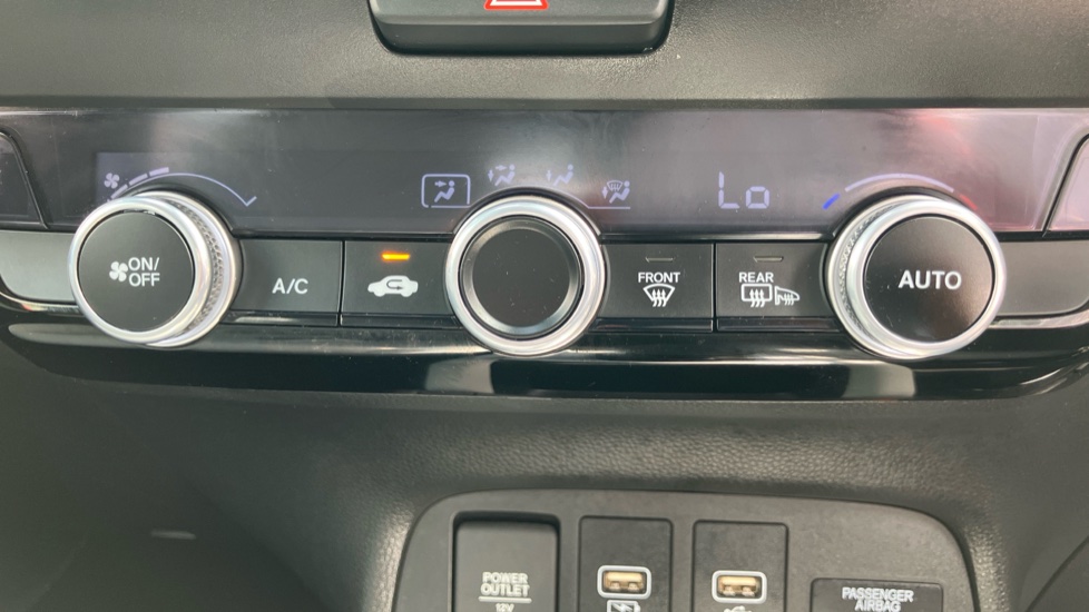 Honda Jazz 1.5 i-MMD Hybrid EX 5dr eCVT Hybrid Hatchback - Image 16