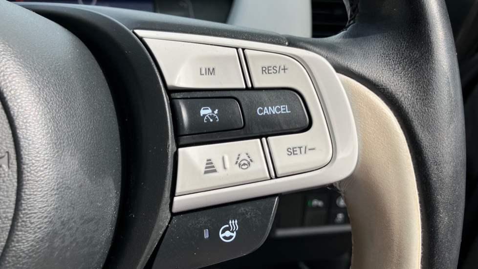 Honda Jazz 1.5 i-MMD Hybrid EX 5dr eCVT Hybrid Hatchback - Image 21