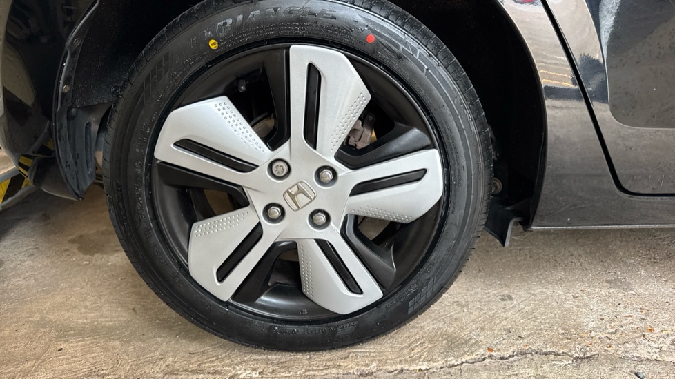 Honda Jazz 1.5 i-MMD Hybrid EX 5dr eCVT Hybrid Hatchback - Image 26