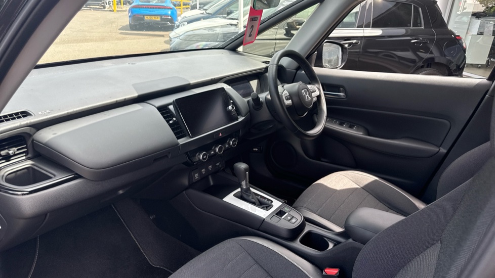 Honda Jazz 1.5 i-MMD Hybrid Crosstar Advance 5dr eCVT Hybrid Hatchback - Image 2