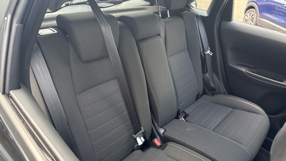 Honda Jazz 1.5 i-MMD Hybrid Crosstar Advance 5dr eCVT Hybrid Hatchback - Image 25