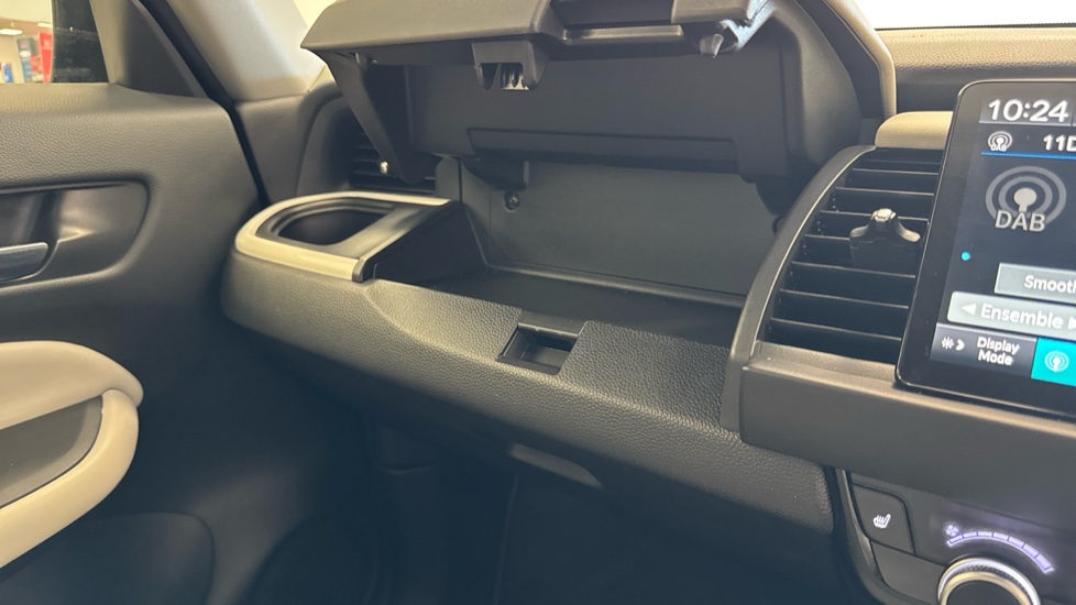 Honda Jazz 1.5 i-MMD Hybrid EX 5dr eCVT Hybrid Hatchback - Image 18
