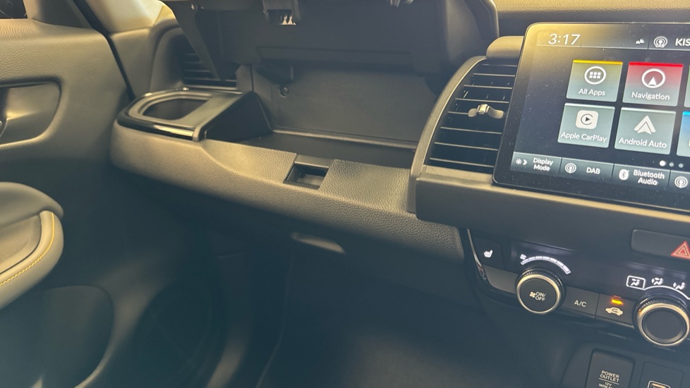 Honda Jazz 1.5 i-MMD Hybrid Advance Sport 5dr eCVT Hybrid Hatchback - Image 18
