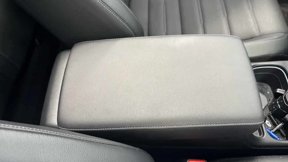 Honda CR-V 2.0 eHEV Elegance 5dr eCVT Hybrid Estate - Image 17