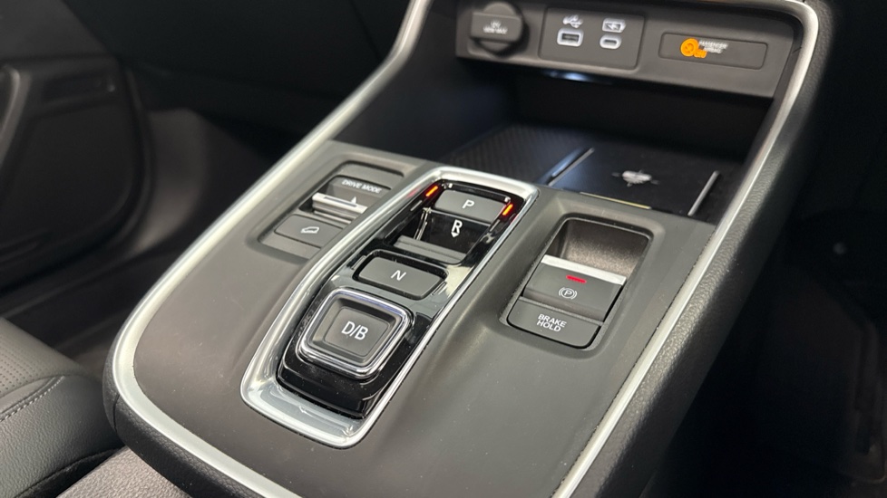 Honda CR-V 2.0 eHEV Elegance 5dr eCVT Hybrid Estate - Image 19