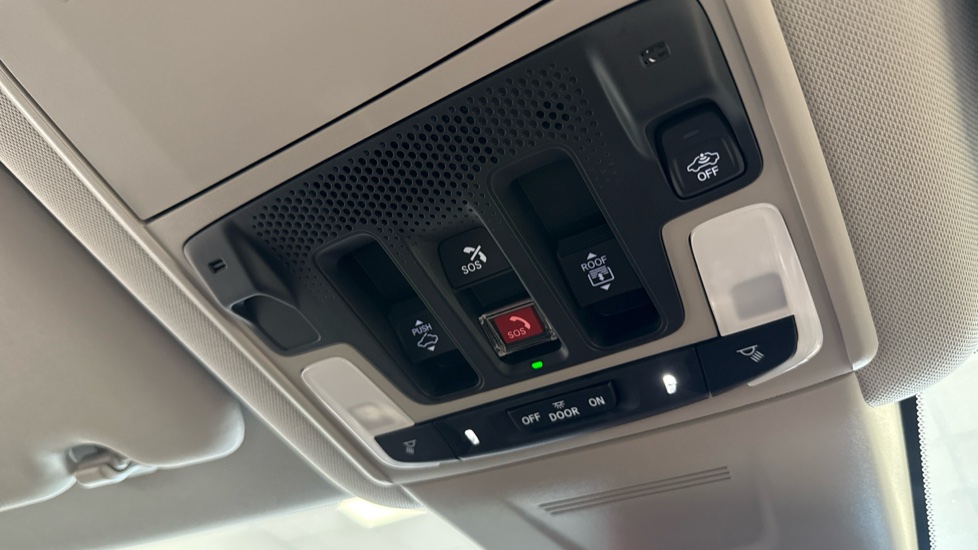 Honda CR-V 2.0 eHEV Elegance 5dr eCVT Hybrid Estate - Image 24