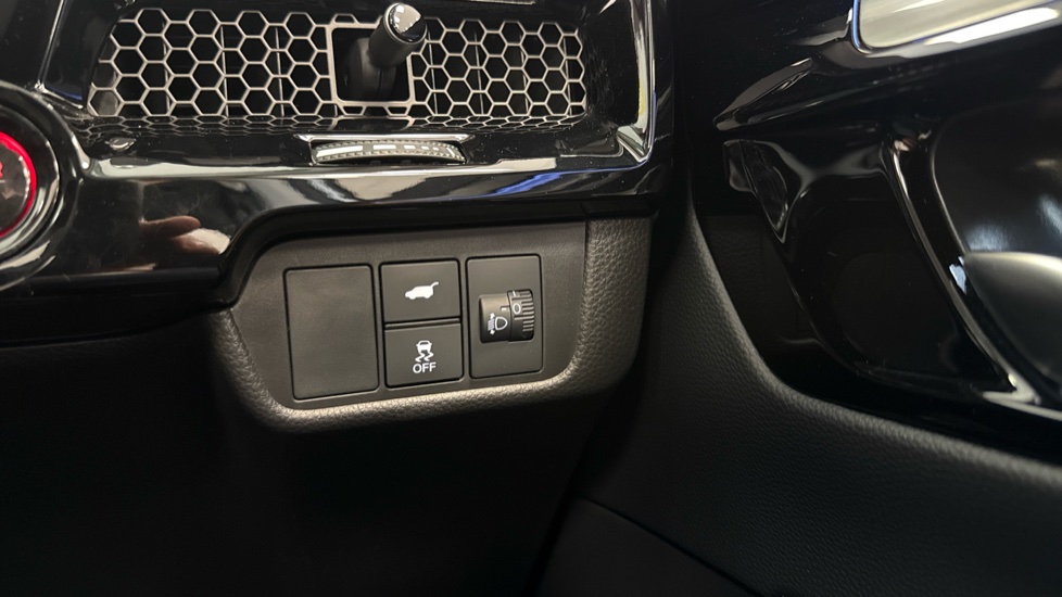 Honda CR-V 2.0 eHEV Elegance 5dr eCVT Hybrid Estate - Image 34