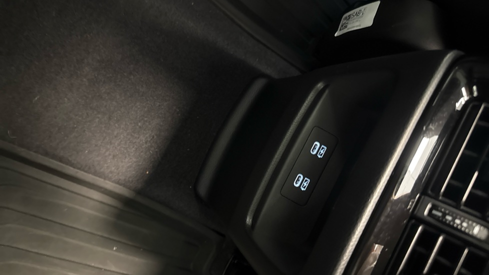 Honda CR-V 2.0 eHEV Elegance 5dr eCVT Hybrid Estate - Image 37