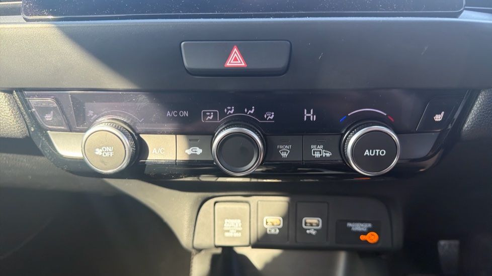 Honda Jazz 1.5 i-MMD Hybrid Crosstar Advance 5dr eCVT Hybrid Hatchback - Image 23