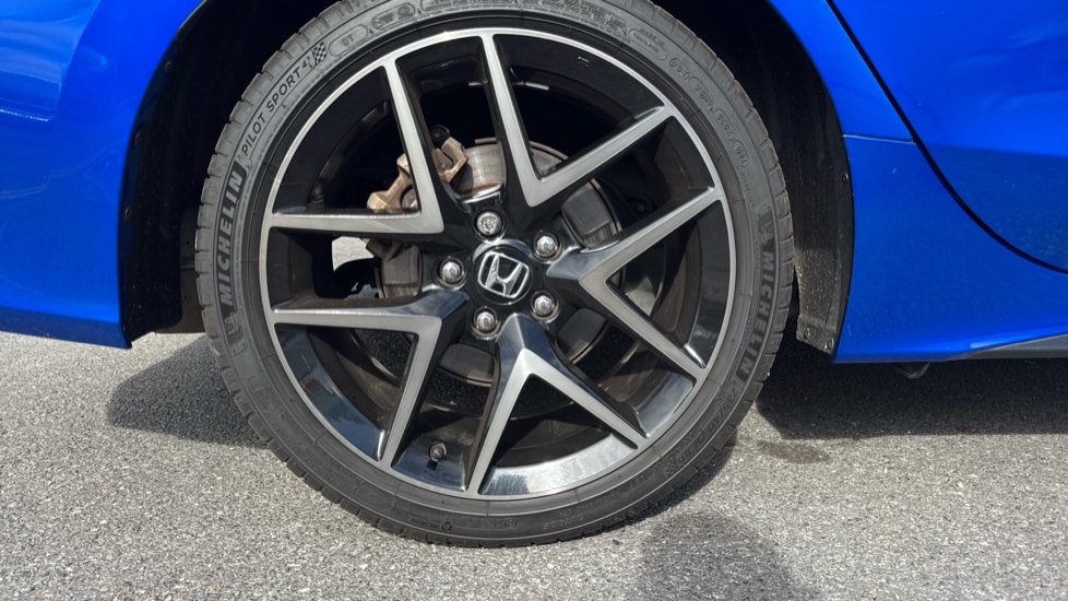 Honda Civic 2.0 eHEV Advance 5dr CVT Hybrid Hatchback - Image 34