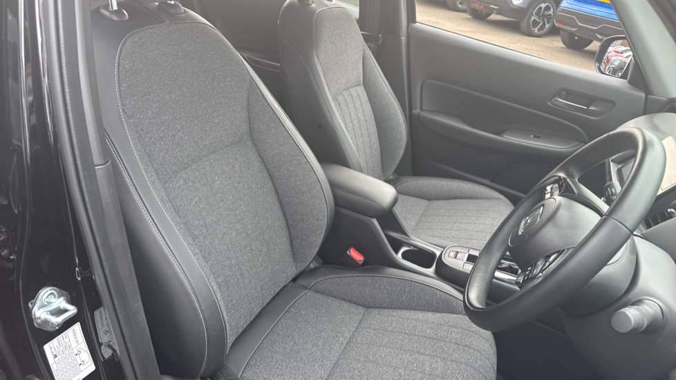 Honda Jazz 1.5 i-MMD Hybrid Advance 5dr eCVT Hybrid Hatchback - Image 27