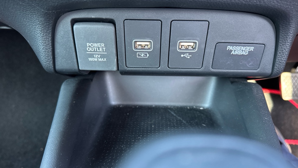 Honda Jazz 1.5 i-MMD Hybrid Advance 5dr eCVT Hybrid Hatchback - Image 17