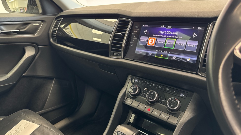 Skoda Kodiaq 2.0 TSI 190 Laurin + Klement 4X4 5dr DSG [7 Seat] Petrol Estate - Image 14