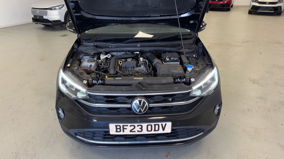 Volkswagen Taigo 1.0 TSI Life 5dr Petrol Hatchback - Image 8