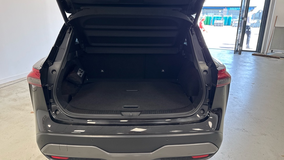 Nissan Qashqai 1.5 E-Power Tekna 5dr Auto Hybrid Hatchback - Image 4