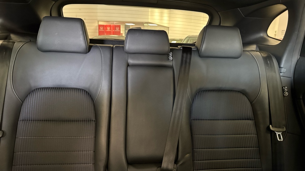 Nissan Qashqai 1.5 E-Power Tekna 5dr Auto Hybrid Hatchback - Image 15