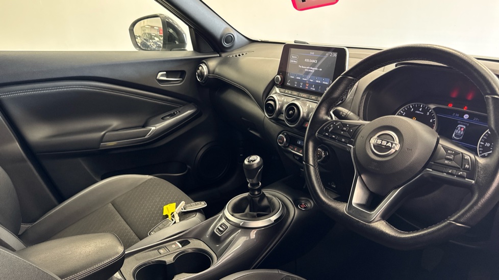 Nissan Juke 1.0 DiG-T 114 N-Connecta 5dr Petrol Hatchback - Image 11