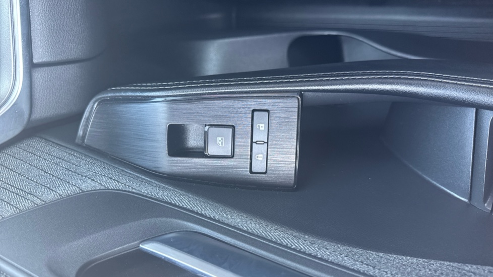 Nissan X-Trail 1.5 E-Power 204 Acenta Premium 5dr Xtronic Hybrid Station Wagon - Image 33