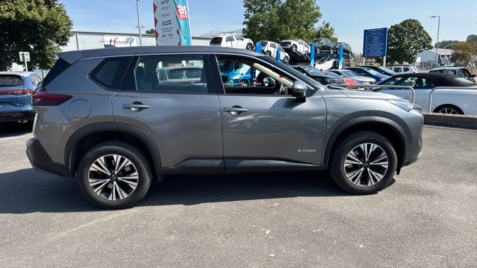 Nissan X-Trail 1.5 E-Power 204 Acenta Premium 5dr Xtronic Hybrid Station Wagon - Image 36