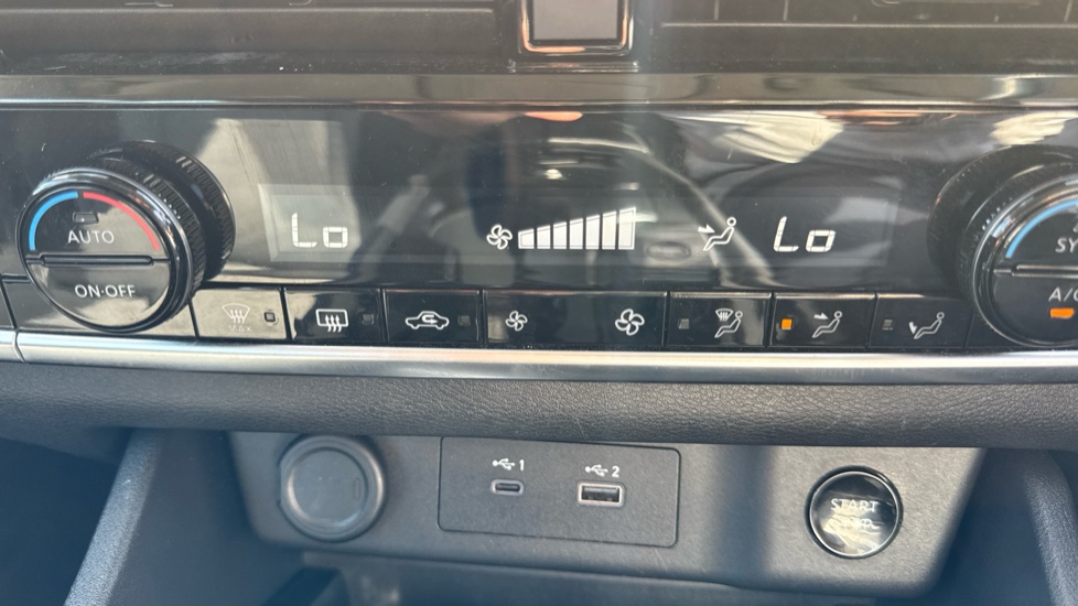 Nissan X-Trail 1.5 E-Power 204 Acenta Premium 5dr Xtronic Hybrid Station Wagon - Image 41