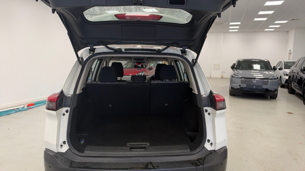 Nissan X-Trail 1.5 E-Power 204 Acenta Premium 5dr Xtronic Hybrid Station Wagon - Image 4