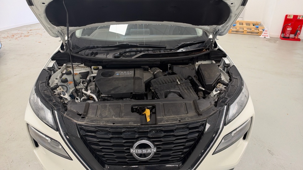 Nissan X-Trail 1.5 E-Power 204 Acenta Premium 5dr Xtronic Hybrid Station Wagon - Image 8