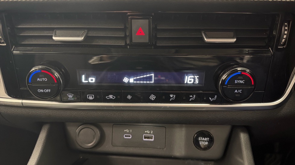 Nissan X-Trail 1.5 E-Power 204 Acenta Premium 5dr Xtronic Hybrid Station Wagon - Image 21