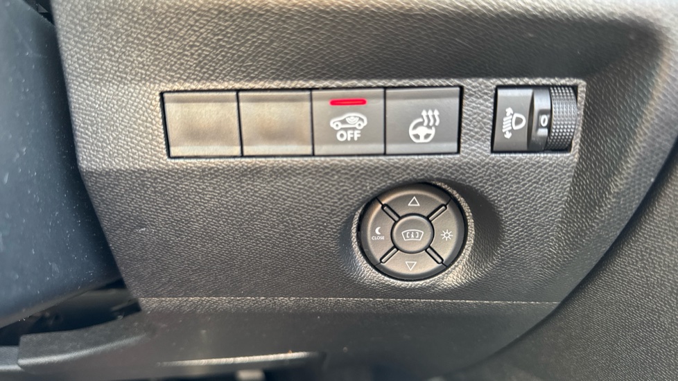 Citroen C4 1.2 PureTech [130] Max 5dr Auto Petrol Hatchback - Image 26