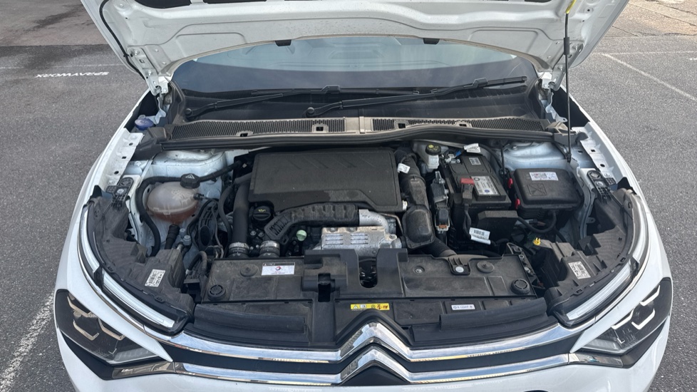 Citroen C4 1.2 PureTech [130] Max 5dr Petrol Hatchback - Image 8