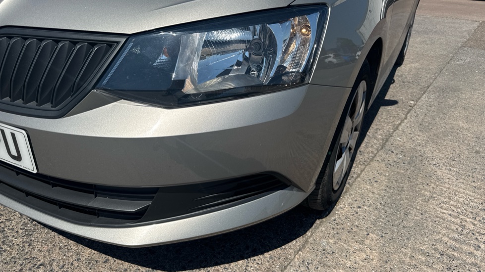 Skoda Fabia 1.2 TSI S 5dr DSG Petrol Hatchback - Image 30