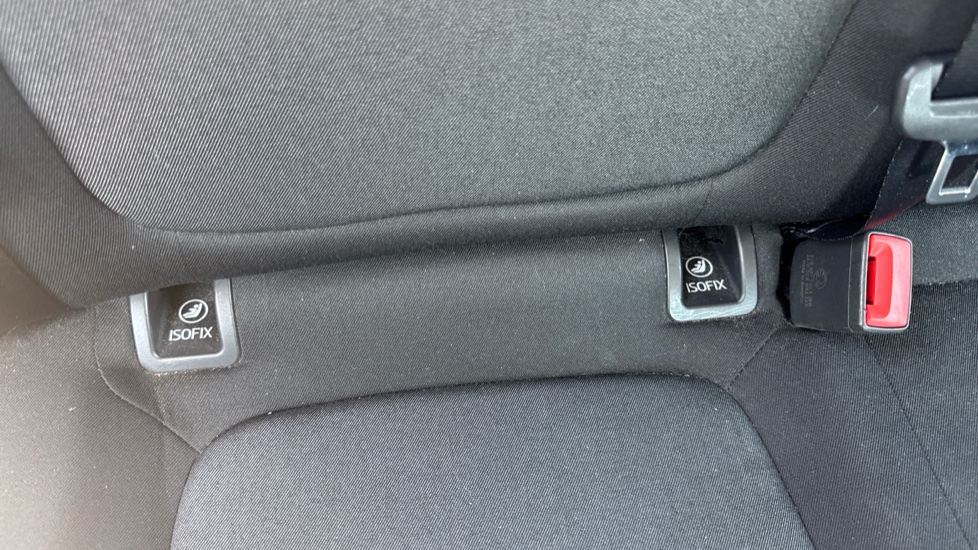 Skoda Fabia 1.2 TSI S 5dr DSG Petrol Hatchback - Image 34