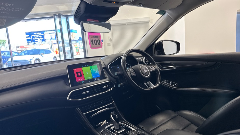 MG HS 1.5 T-GDI Excite 5dr DCT Petrol Hatchback - Image 9