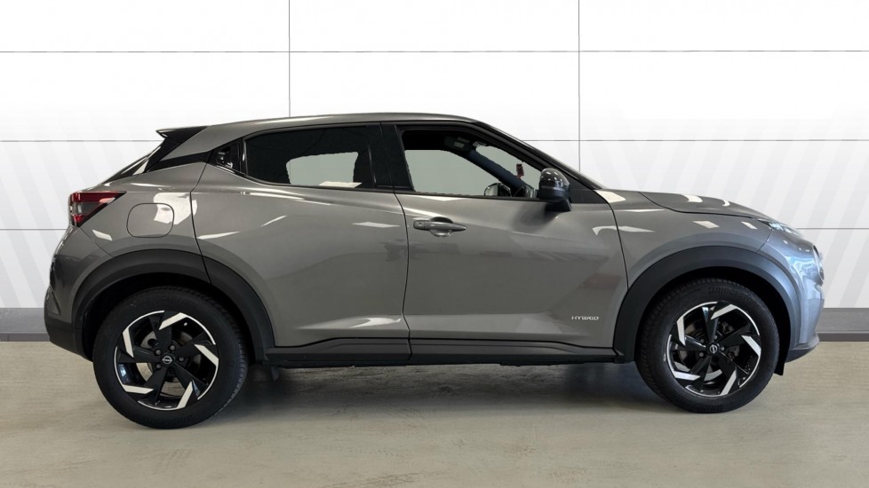 Nissan Juke 1.6 Hybrid N-Connecta 5dr Auto Hybrid Hatchback - Image 5