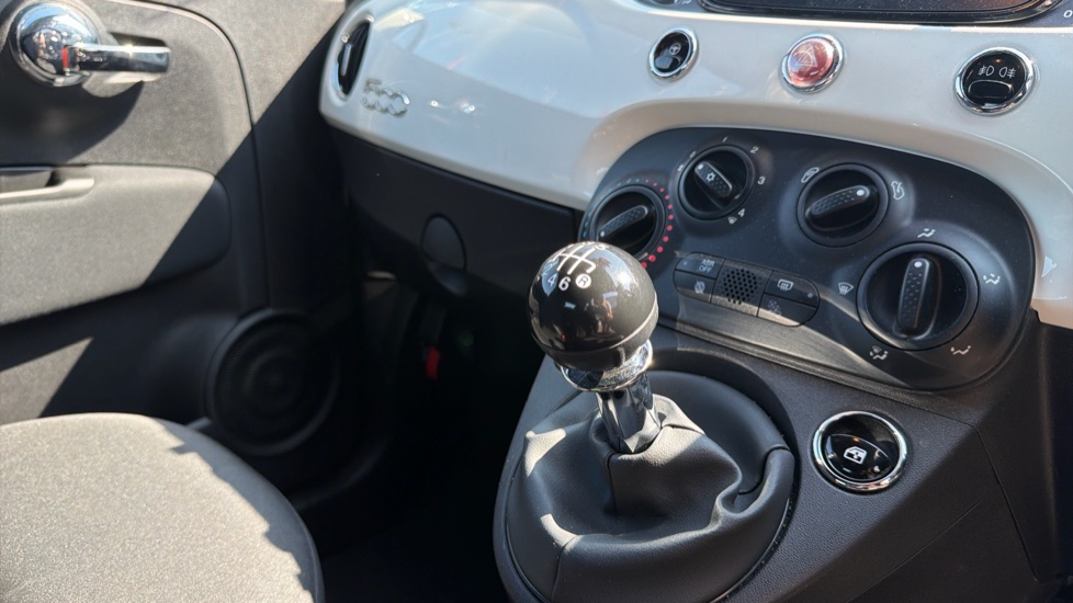 Fiat 500 1.0 Mild Hybrid 2dr Petrol Convertible - Image 13