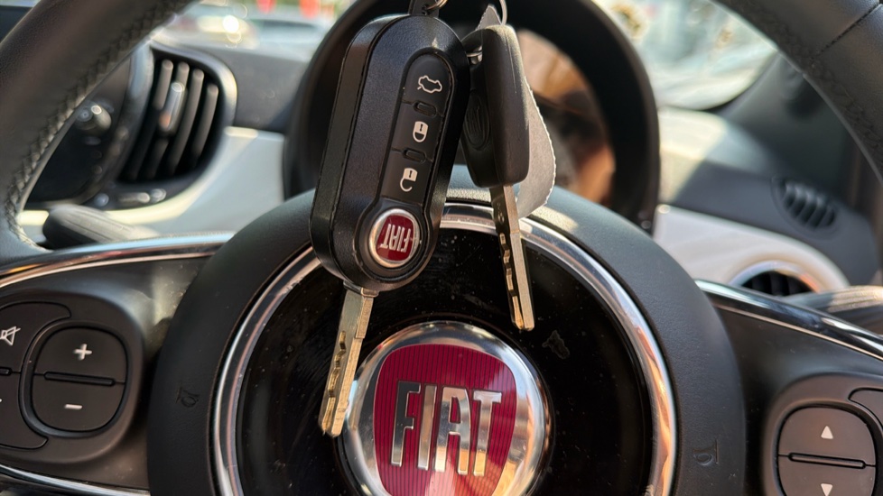 Fiat 500 1.0 Mild Hybrid 2dr Petrol Convertible - Image 20