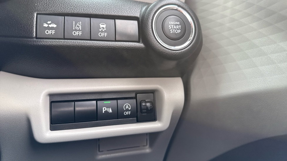 Suzuki Swift 1.2 Mild Hybrid Ultra ALLGRIP 5dr Petrol Hatchback - Image 35