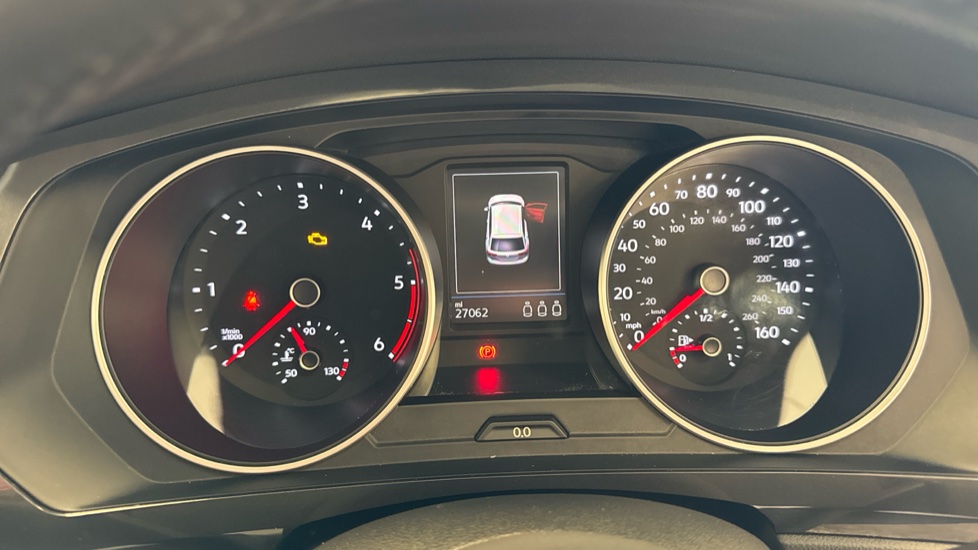 Volkswagen Tiguan 2.0 TDI Life 5dr Diesel Estate - Image 18
