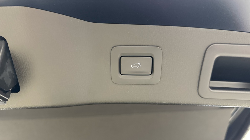 Mazda CX-5 2.0 e-Skyactiv G MHEV Exclusive-Line 5dr Petrol Estate - Image 22