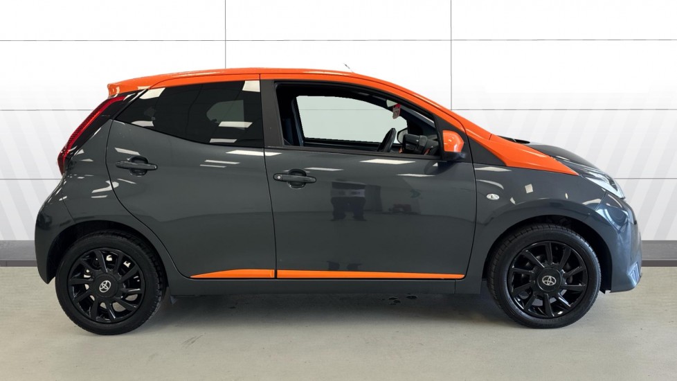 Toyota Aygo 1.0 VVT-i JBL Edition 5dr Petrol Hatchback - Image 5